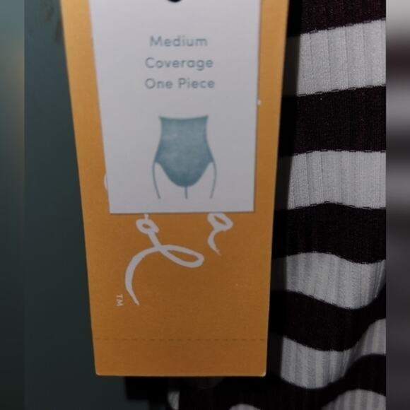 Kona‎ Sol NWT Rio Ribbed One Piece Swimsuit Burgundy & White Stripes Swim XL - Picture 7 of 9